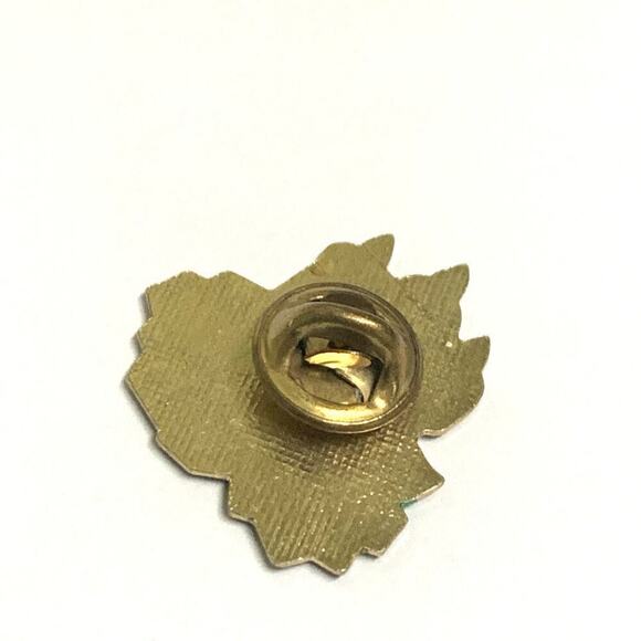 Lot of 4 Vintage Christmas Themed Kitschy Lapel Brooch Pins Retro Nostalgia Fun! - Picture 6 of 10